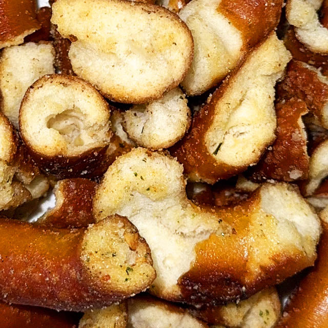 Garlic & Herb Pretzels - 5oz - Fundraising Snacks